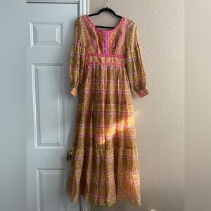 Stunning Vintage Paisley Print Maxi Dress